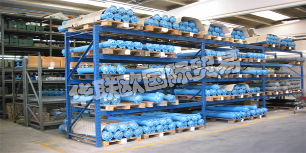 FLOVEX擁有適用于所有工業(yè)需求的各種熱交換器，他們的工廠設(shè)計(jì)和制造的產(chǎn)品適用于各種領(lǐng)域，從液壓到造船，從能源回收到石油和天然氣。