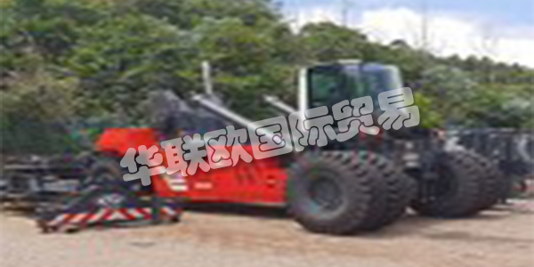 FORKLIFTCENTER BV專業(yè)生產(chǎn)1-60噸的叉車和集裝箱裝卸設(shè)備。在Forkliftcenter，您可以購買，出租和出售叉車。